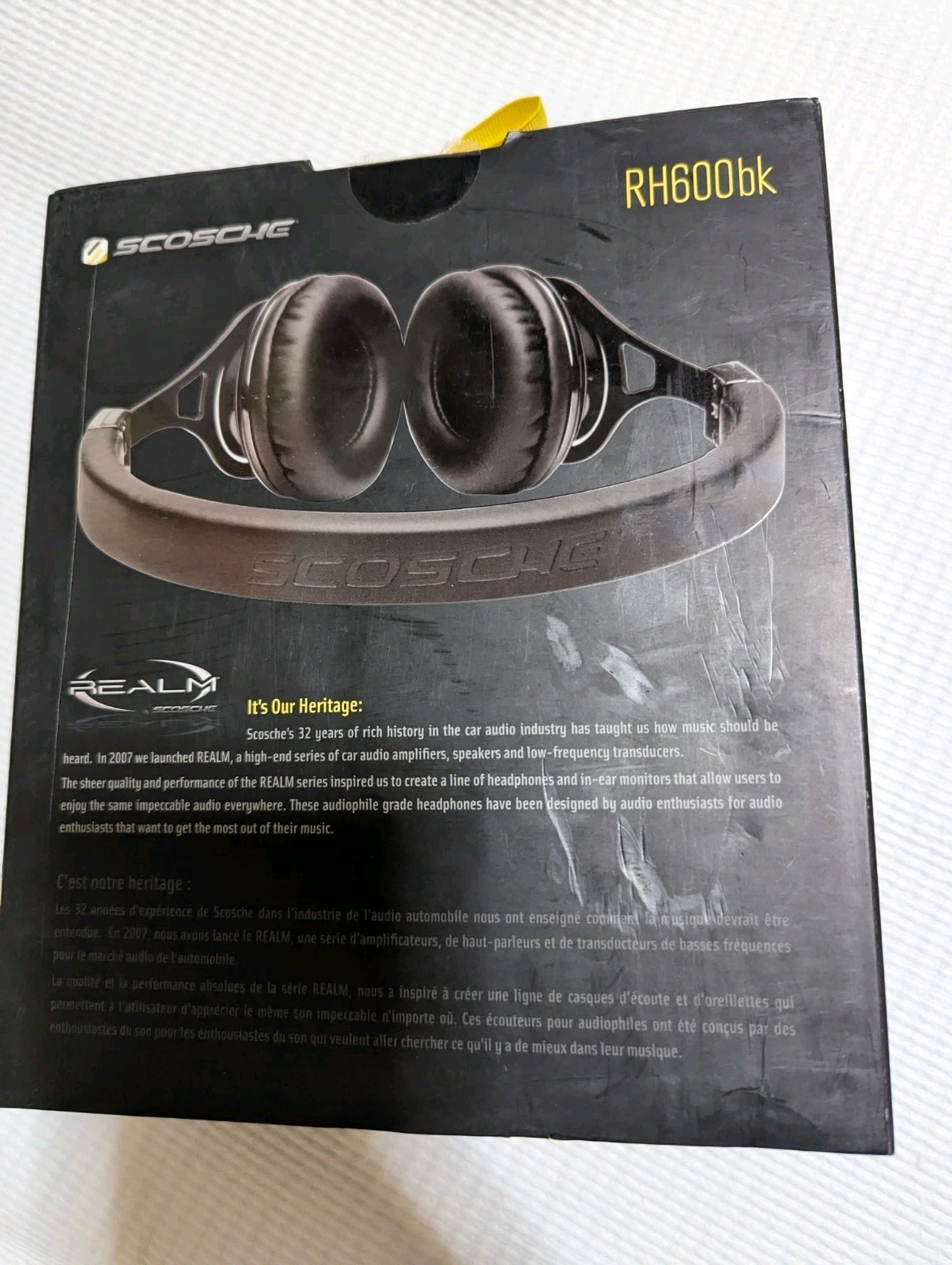 Scosche rh600bk Realm On – Ear Headphones – Open -box in original packaging.