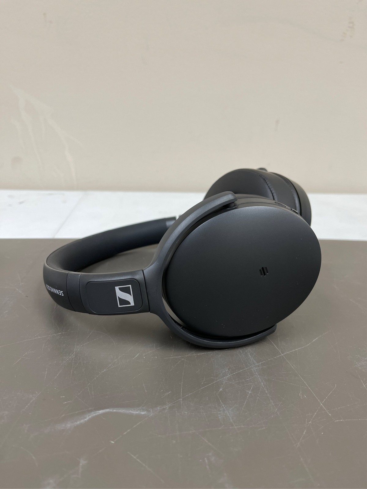 Sennheiser HD 350BT Bluetooth 5.0 Wireless Headphone – 30-Hour Battery Life, USB