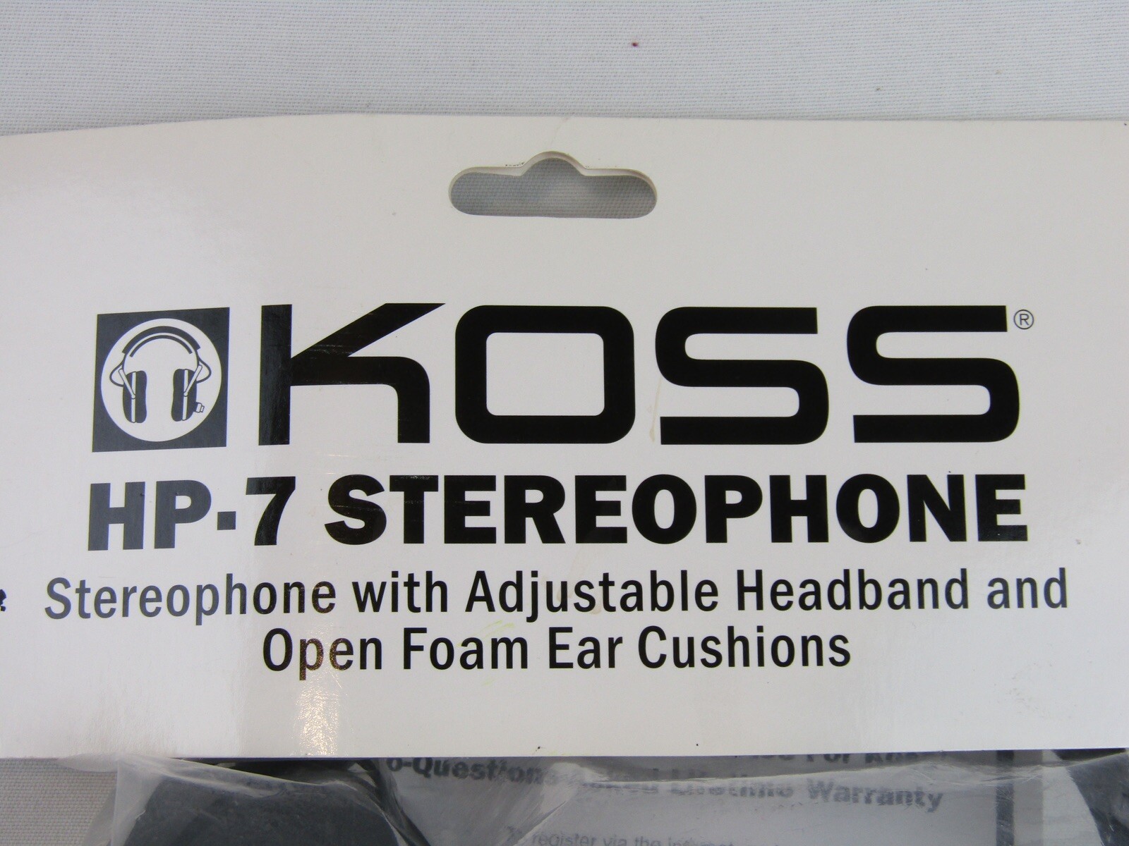 Koss Vintage HP-7 Sterephones NOS-Black-Corded 3.5mm Jack-On the Ear Cushion-NEW