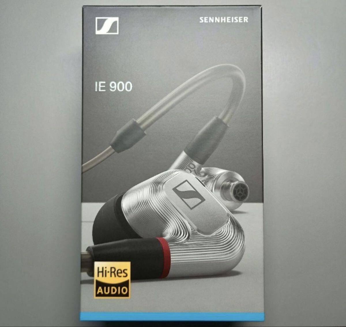 Sennheiser IE 900 Wired Audiophile Headphones Silver Confirmed Operation NEW