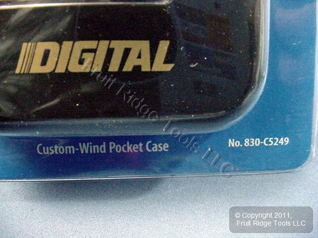 Leviton Digital Stereo Headphones Ear Buds w/Case C5249