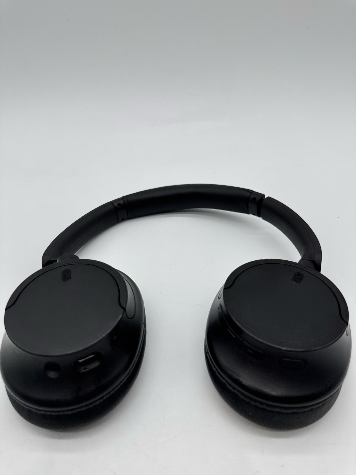 (BROKEN) Sony WH-CH720N Noise Canceling Wireless Bluetooth Headphones Black