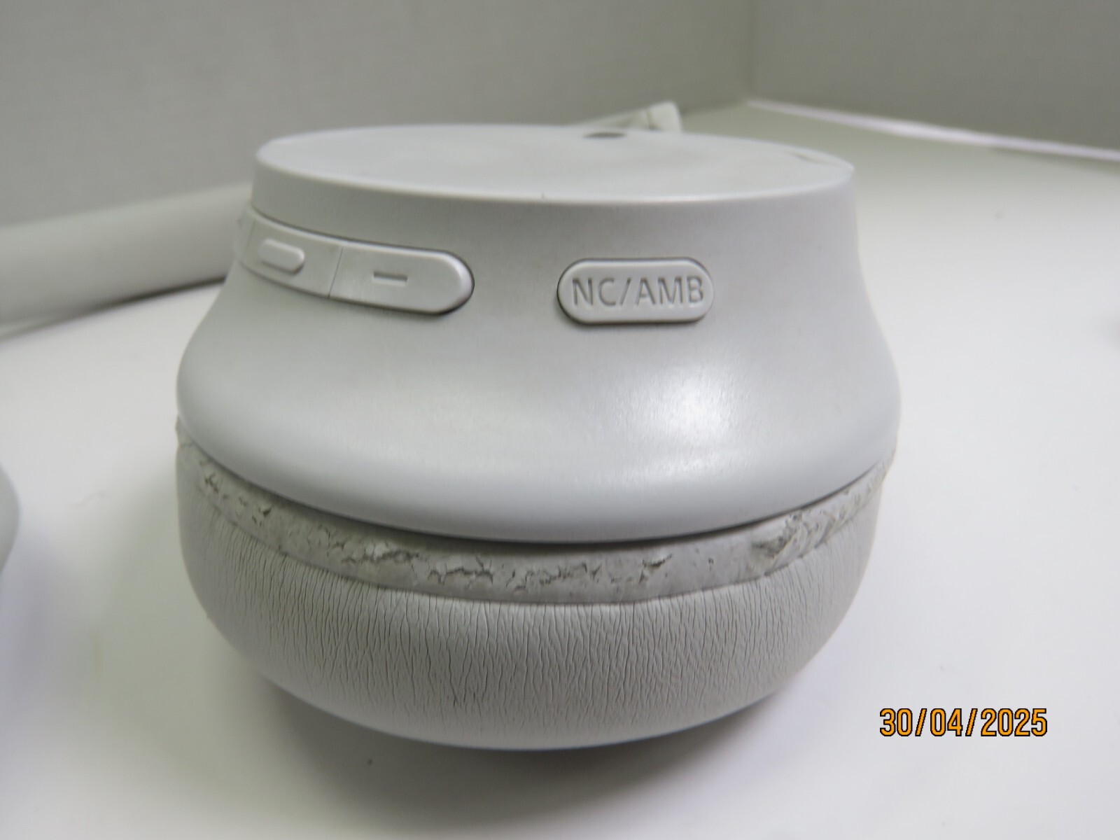 Sony WH-CH720N Wireless Over-Ear Headphones – White [DJ1332]