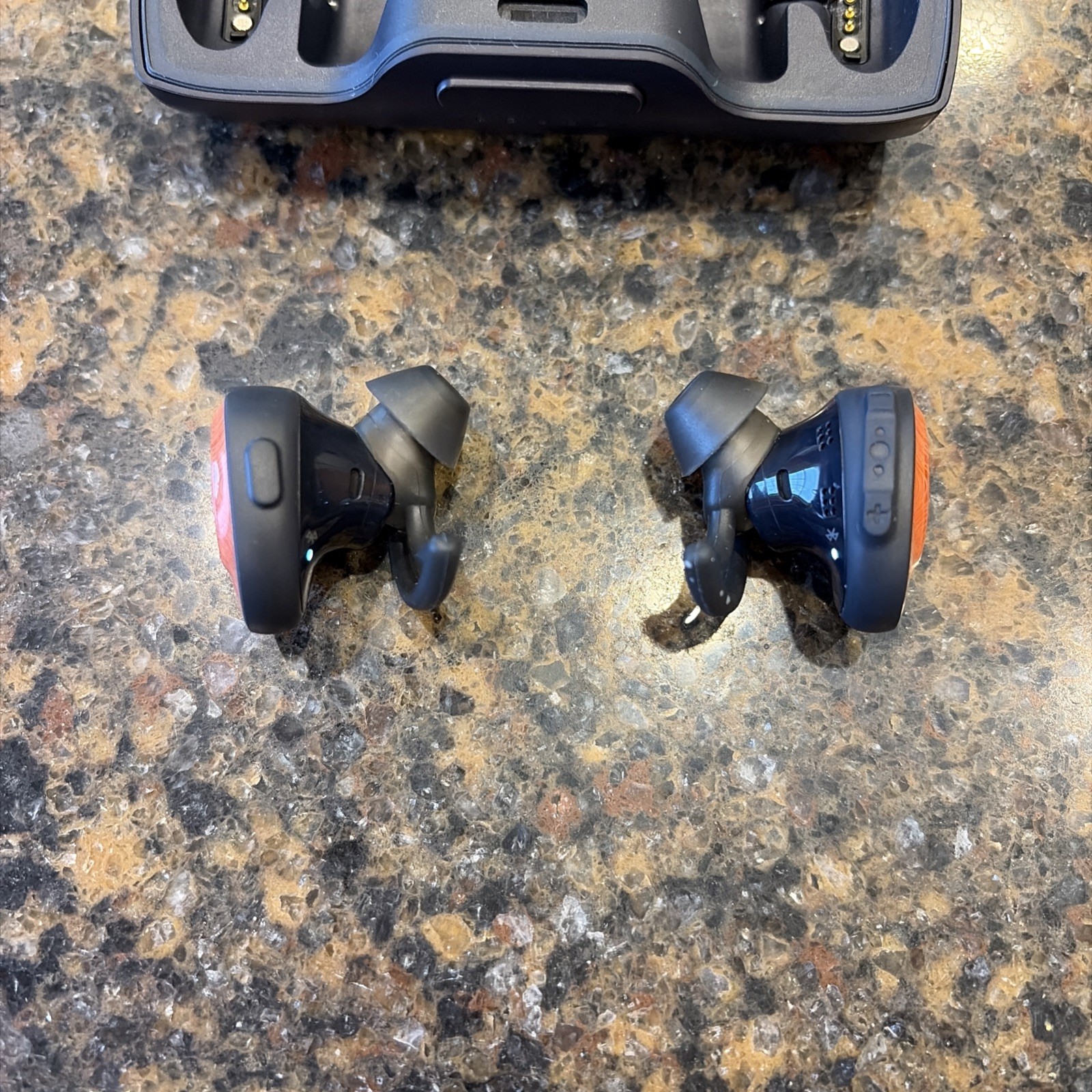 Bose SoundSport Free Wireless Earbuds Orange/Navy Tested