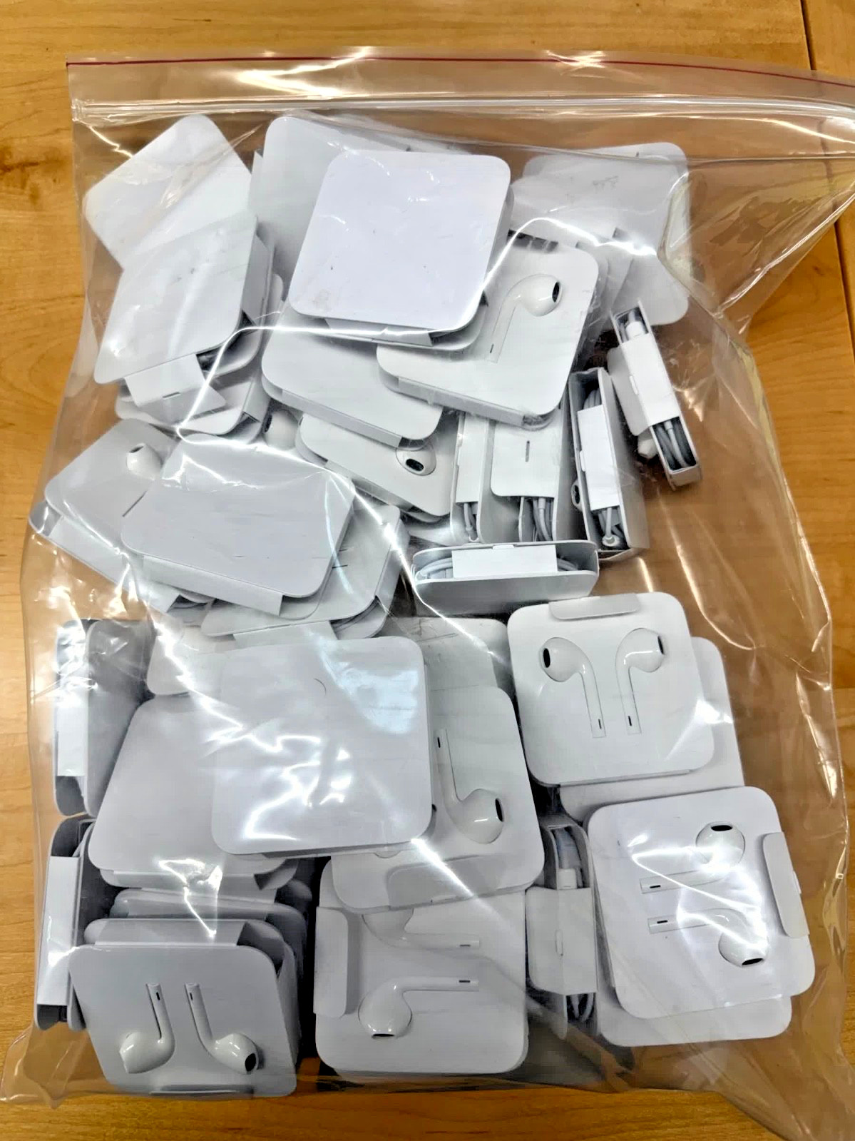 Lot of 50 NEW! Apple EarPods Wired Lightning Plug OEM Genuine Headphones