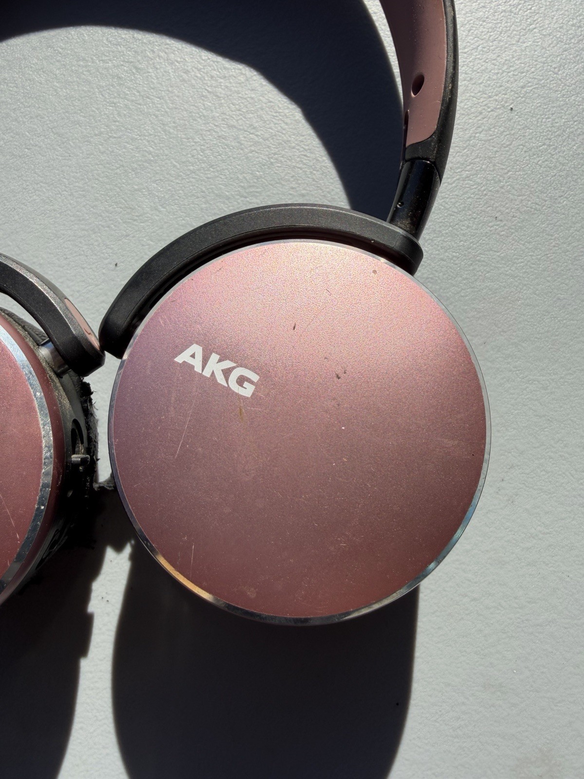 AKG Y500 Wireless On-Ear Foldable Headphones Black/ Pink / Rose Gold /Dusty Pink