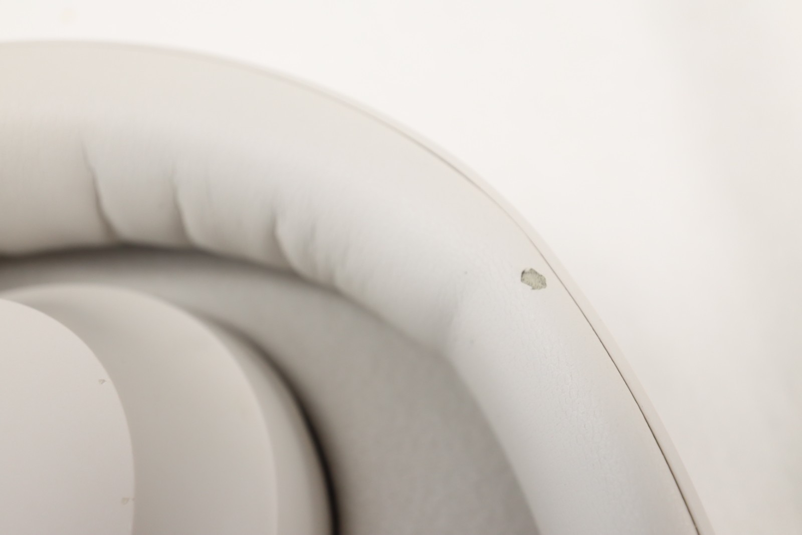 BOSE QuietComfort Ultra Headphones Sandstone Noise Canceling