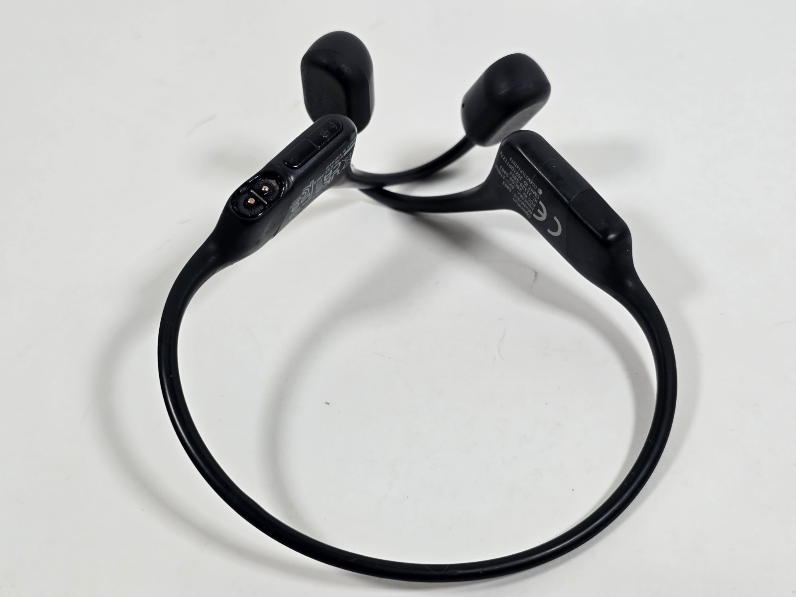 Shokz OpenRun S803 Wireless Bone Conduction Headphones Black READ