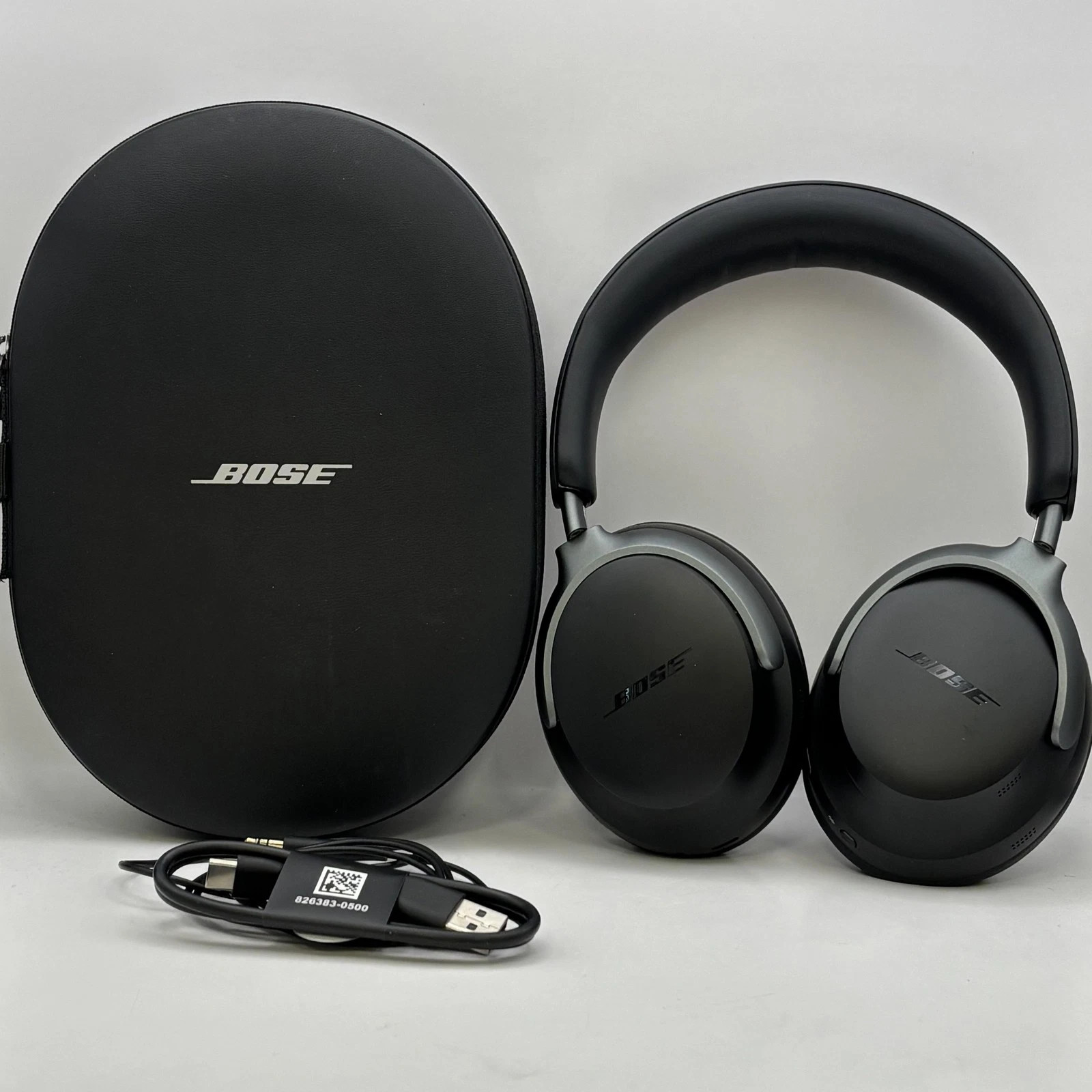 Bose QuietComfort Ultra Headphones Black w/ Case & Charger – Excellent