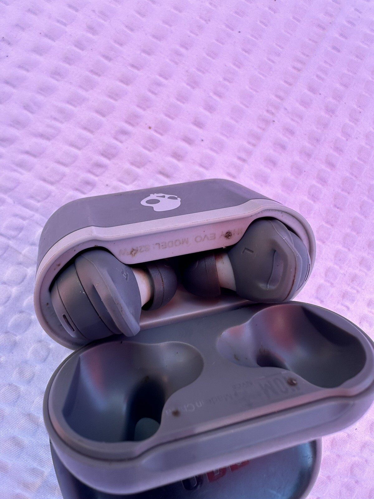 Skullcandy – Indy Evo True Wireless In-Ear Headphones Grey Left Bud Not Working