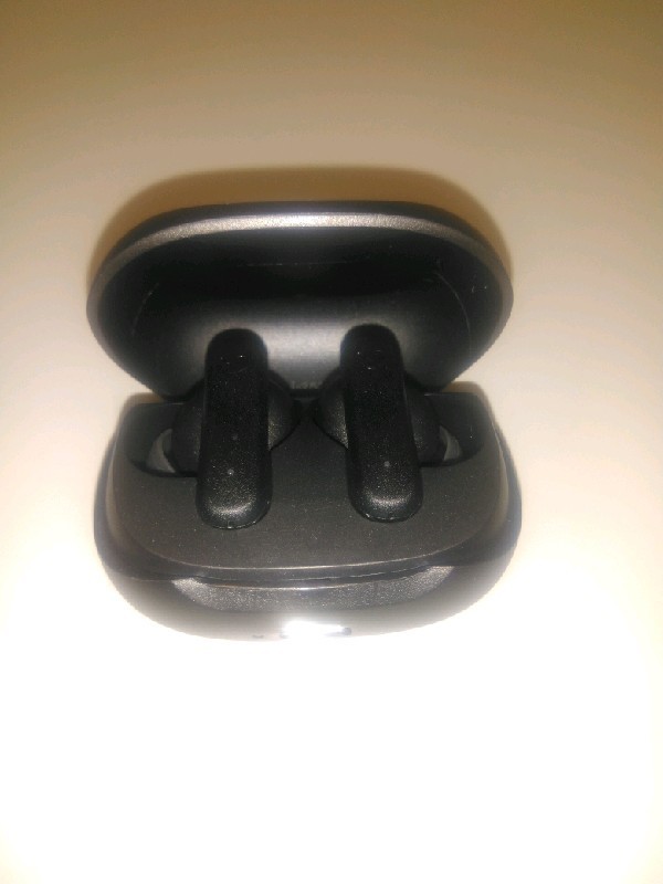 Skullcandy Smokin’ Buds Wireless Earbuds Black Noise Isolating Sweat Resistant