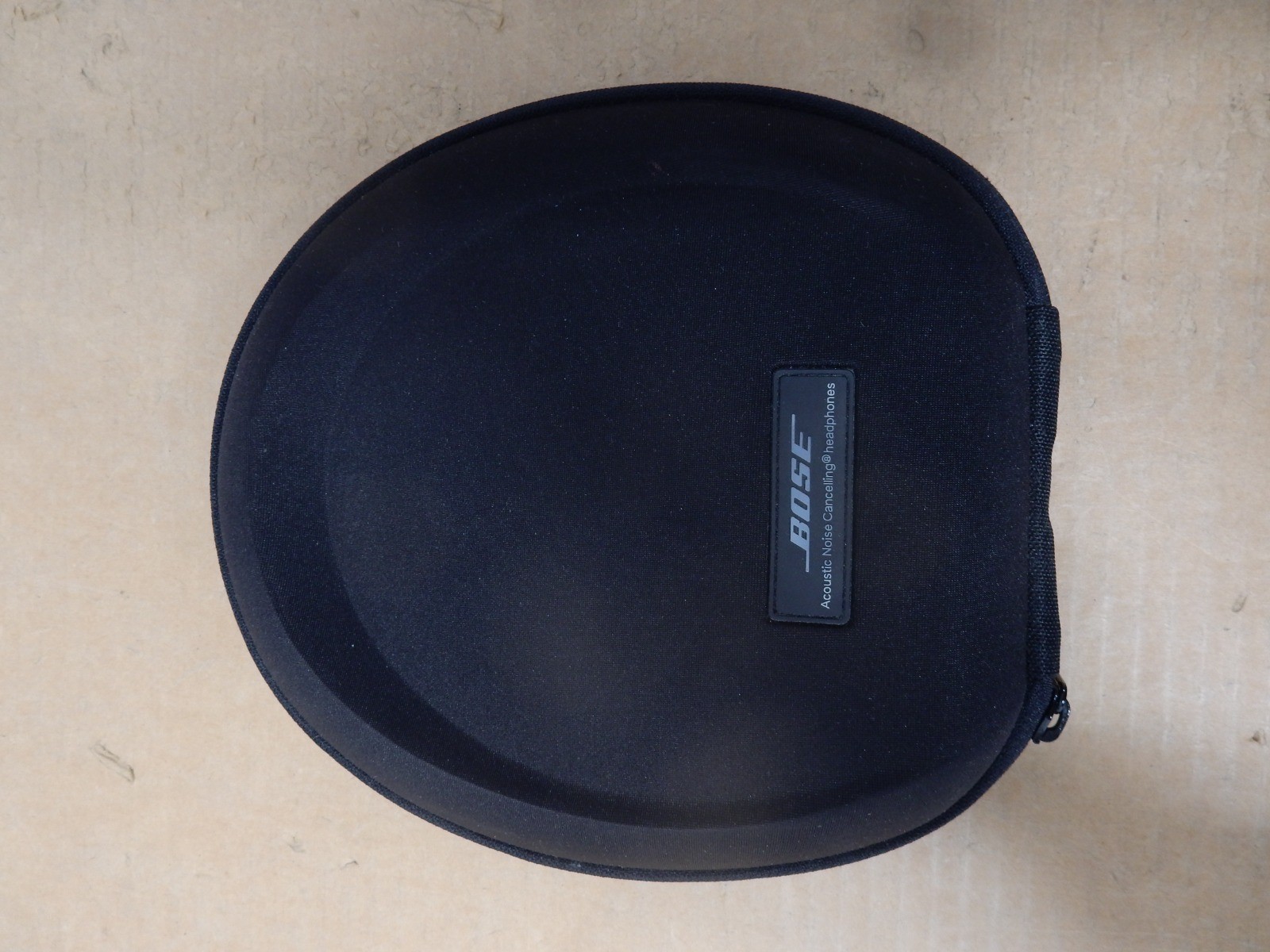 BOSE QC15 QuietComfort 15 Acoustic Noise Cancelling Headphone w/Carrying Case