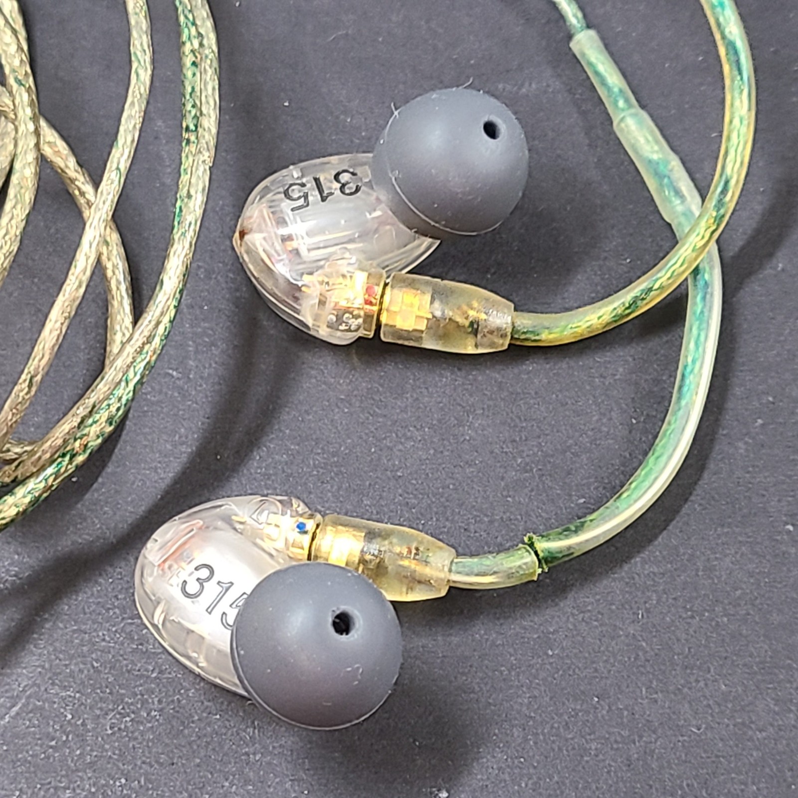 Shure SE315 LiveSound Sound-Isolating In-Ear Monitor Earbuds – Clear