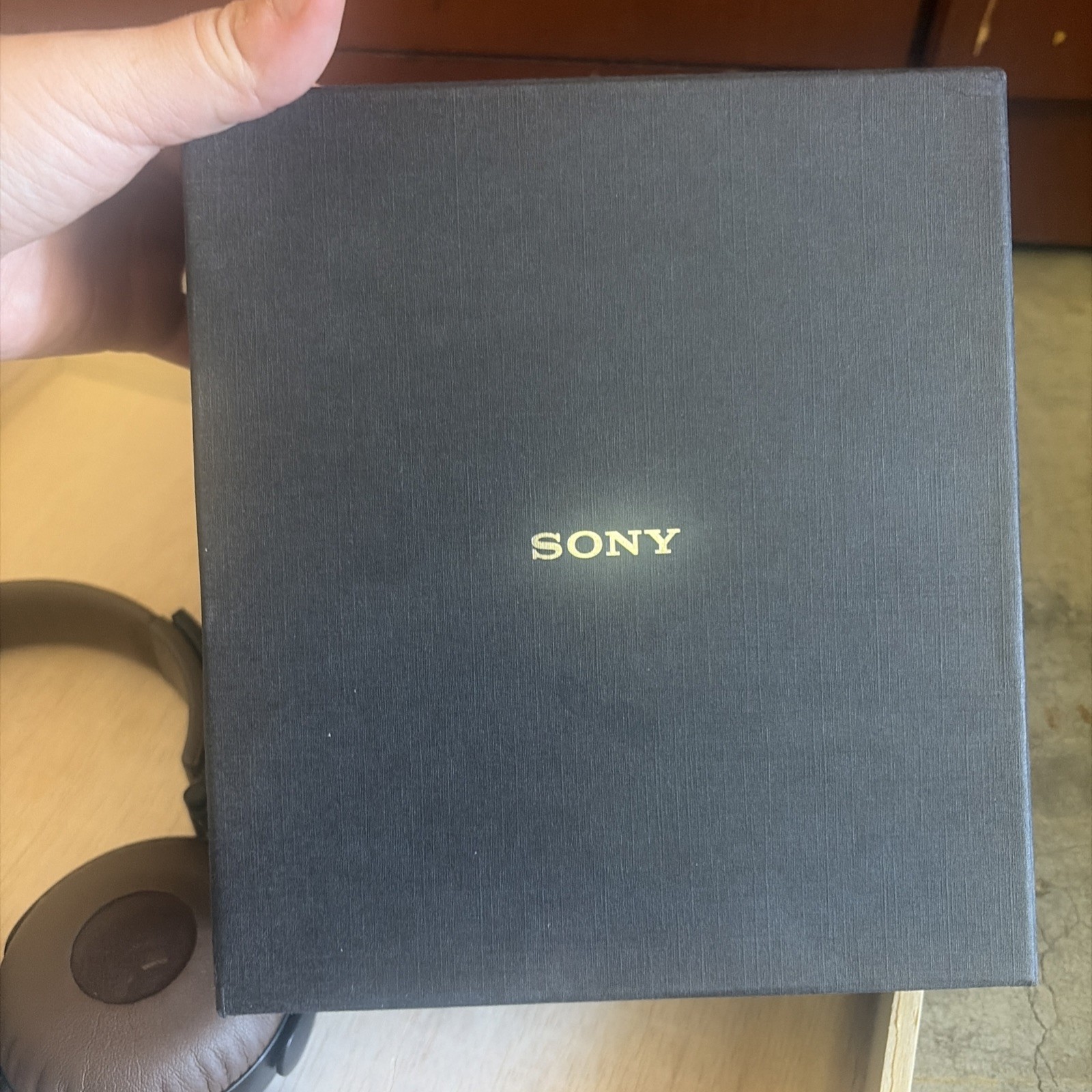 Sony MDR-XB600 Extra Bass Wired Over Ear Headphones Black Brown w/ Box Cable