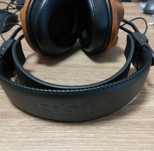 Fostex T60RP Stereo Audiophile Headphones Stereo Over Ear Wood Grain Used Japan