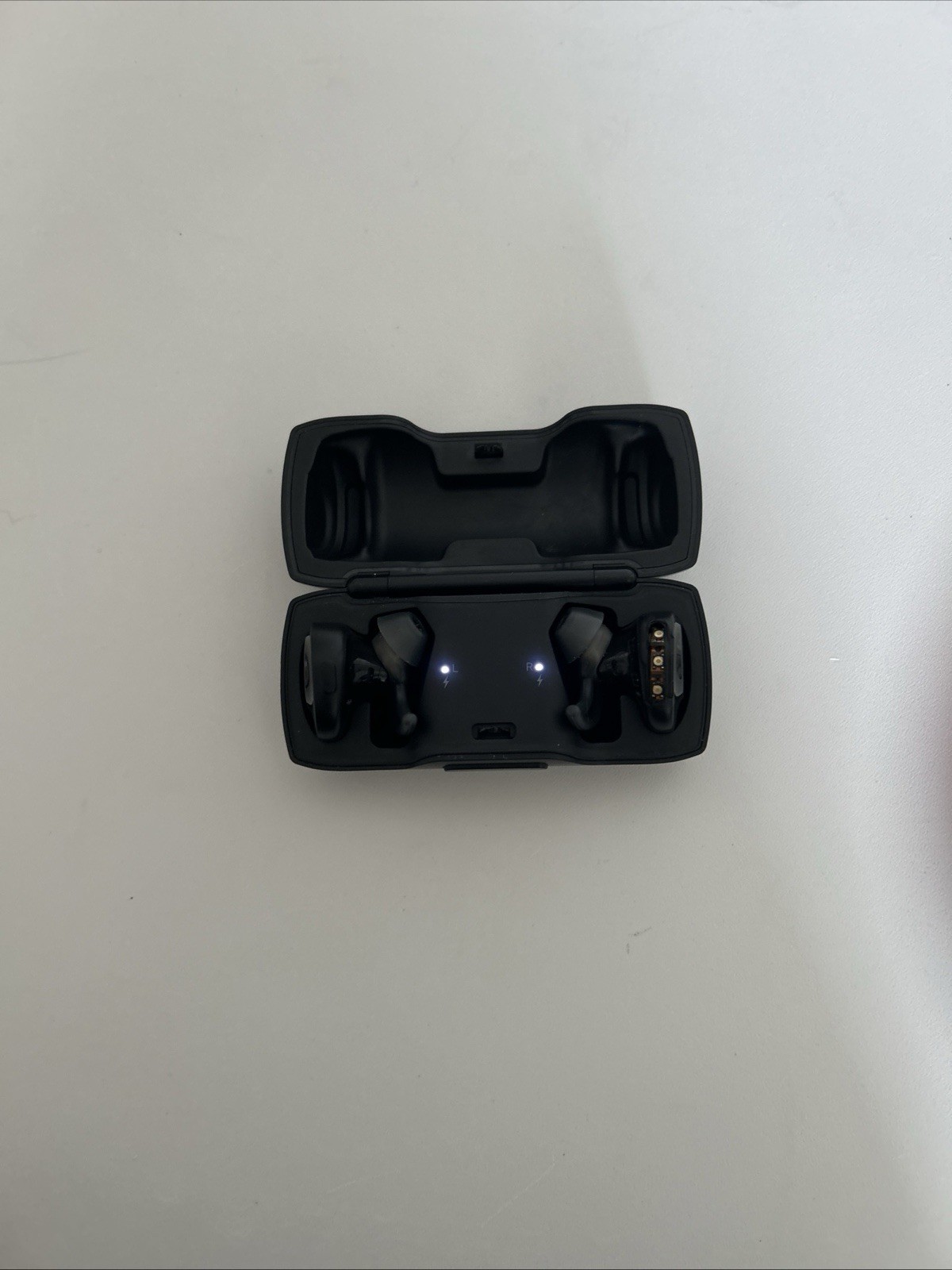 Bose SoundSport Wireless Headphones Sport Bluetooth Earbuds In-ear (For Parts)