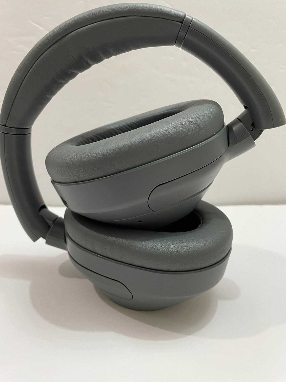 Sony ULT WEAR 900N Wireless Noise Canceling Bluetooth Headphones – Forest Gray