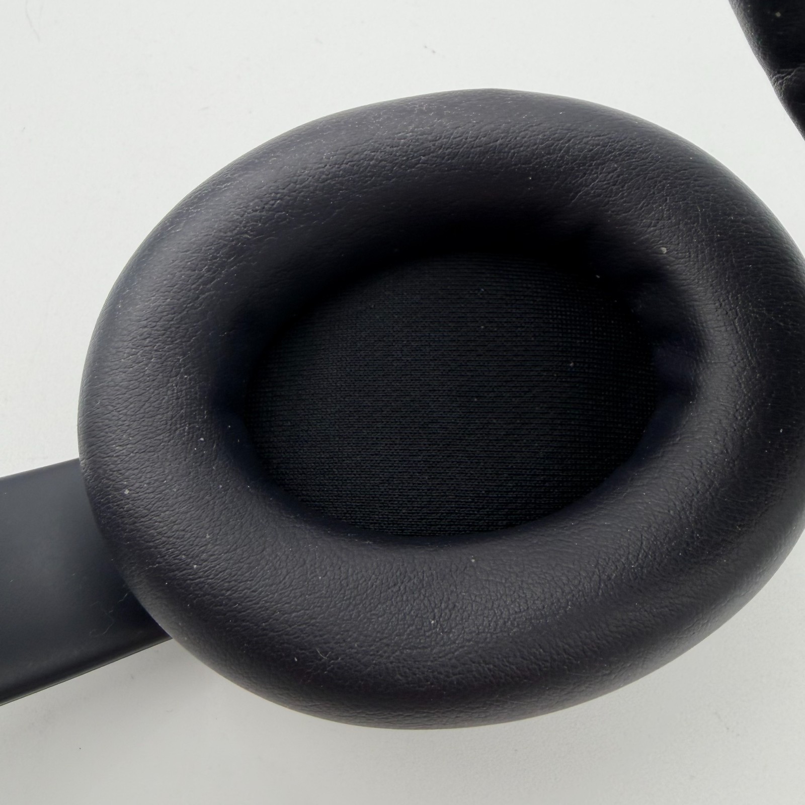 Beats Studio Pro Wireless Over-Ear Bluetooth Headphones Blue Black