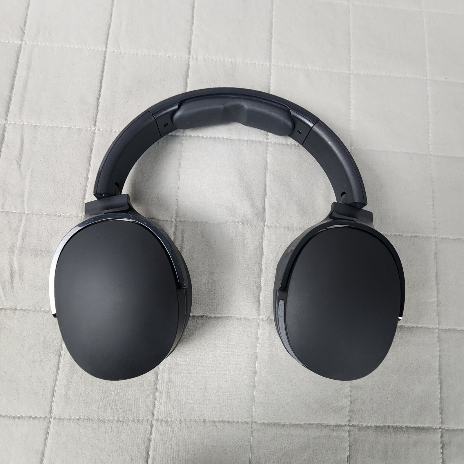 Skullcandy Hesh Evo Headphones Over-Ear Black Wireless Tile Built In Read*