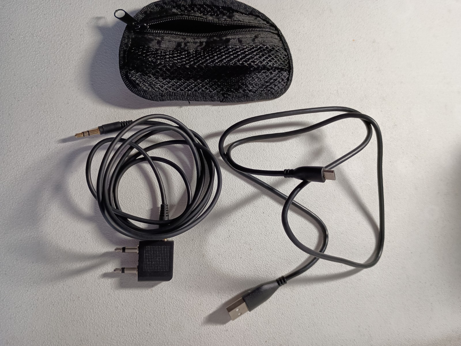 Old School Braun Over The Ear Headphones, Case and 2 Connectors