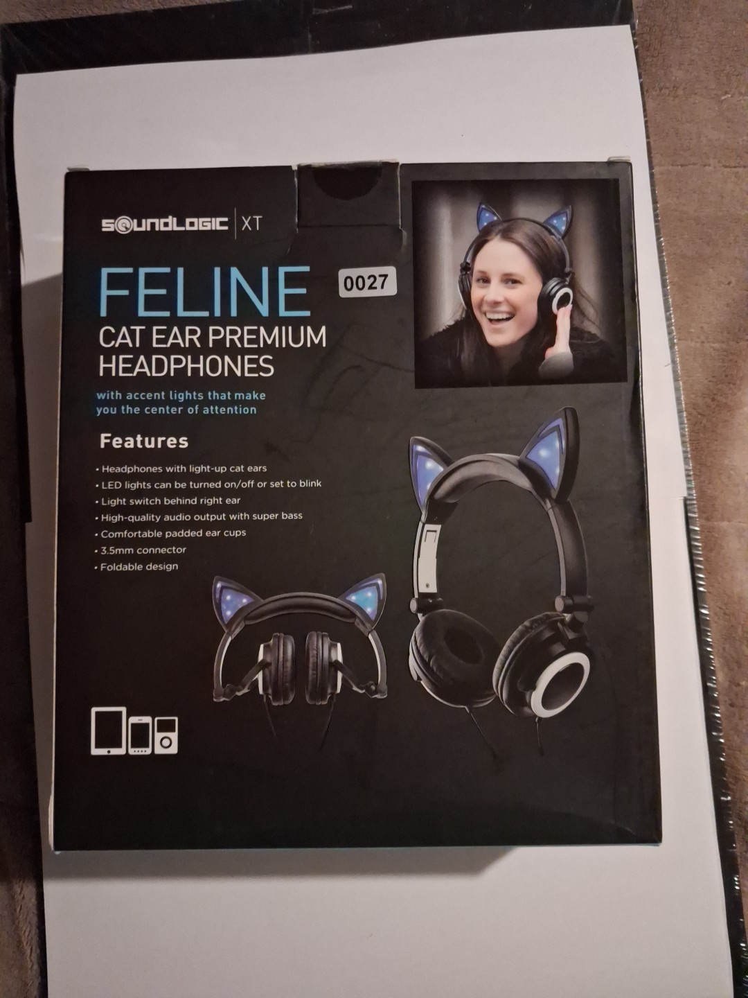 HeadPhones Sound Logic XT Feline Cat Ear Premium With Accent Lights Blue NEW