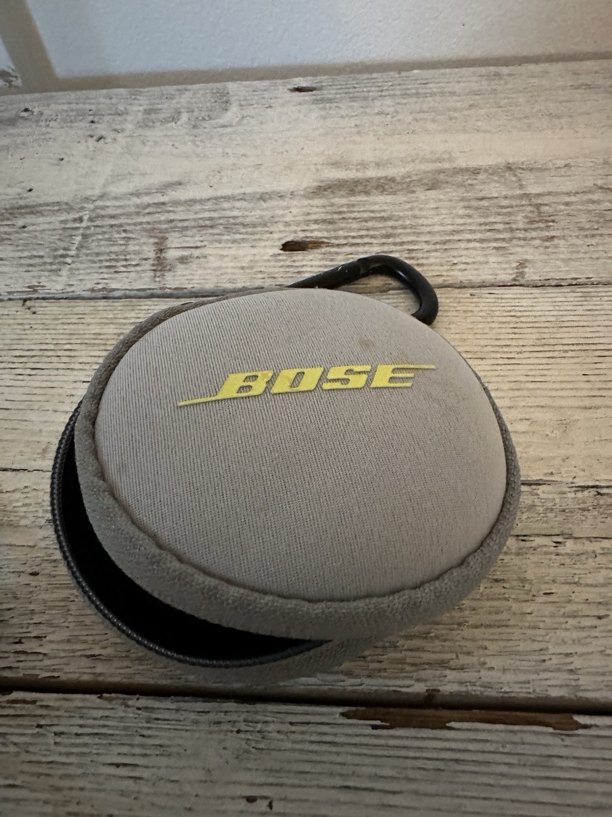 bose Soundsport Earbuds Green Grey With Case Work Great