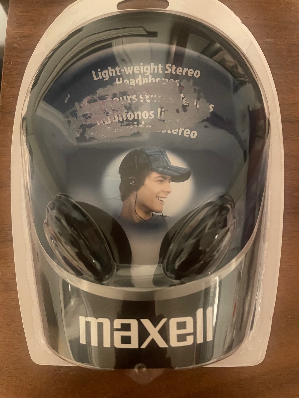 Maxell HP-100 Lightweight Adjustable Headband 3.5mm Headphones Black- New/Sealed