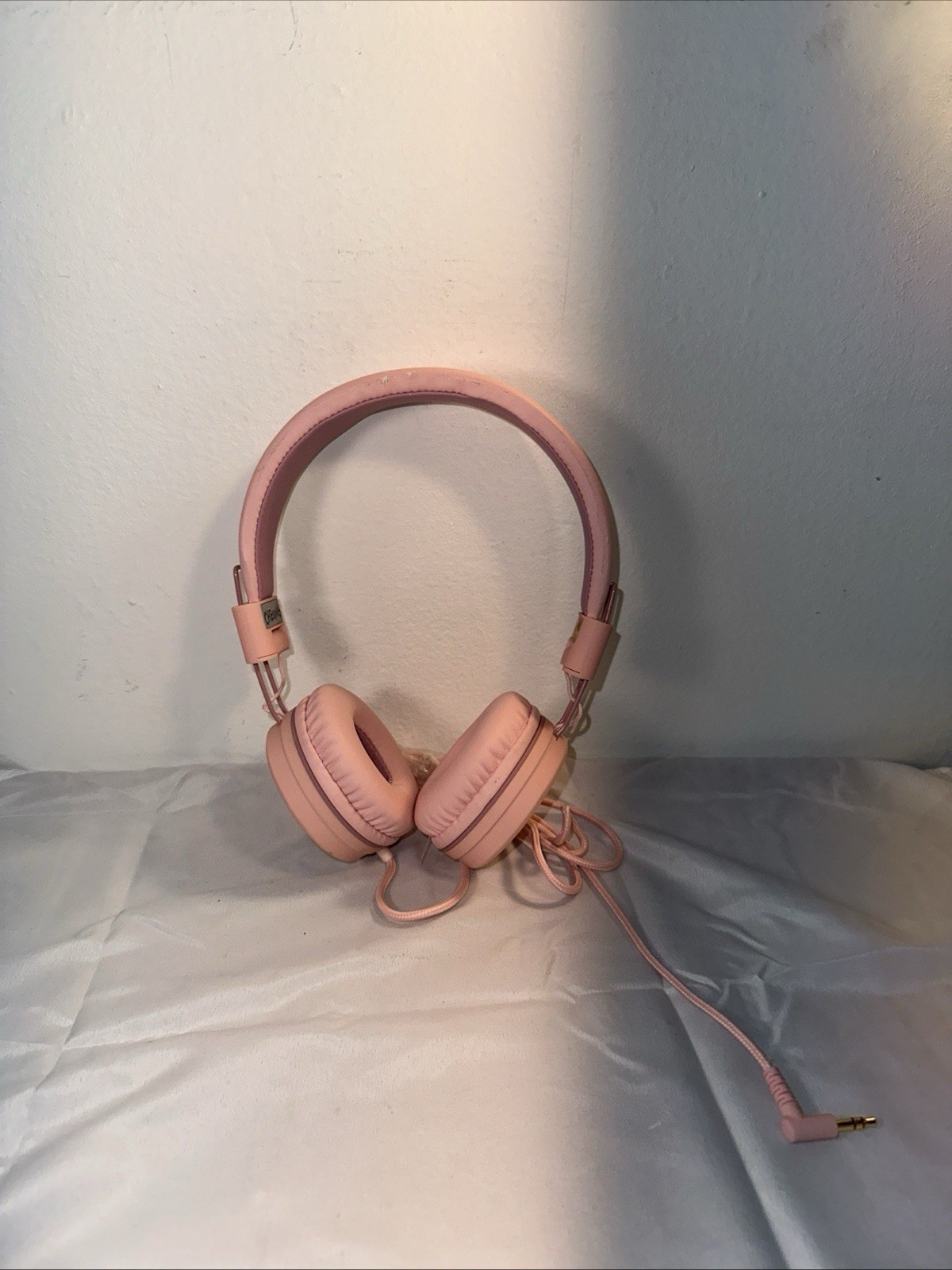 Pink Kids Wired Headphones Rhinestone Decor 3.5mm Audio Jack