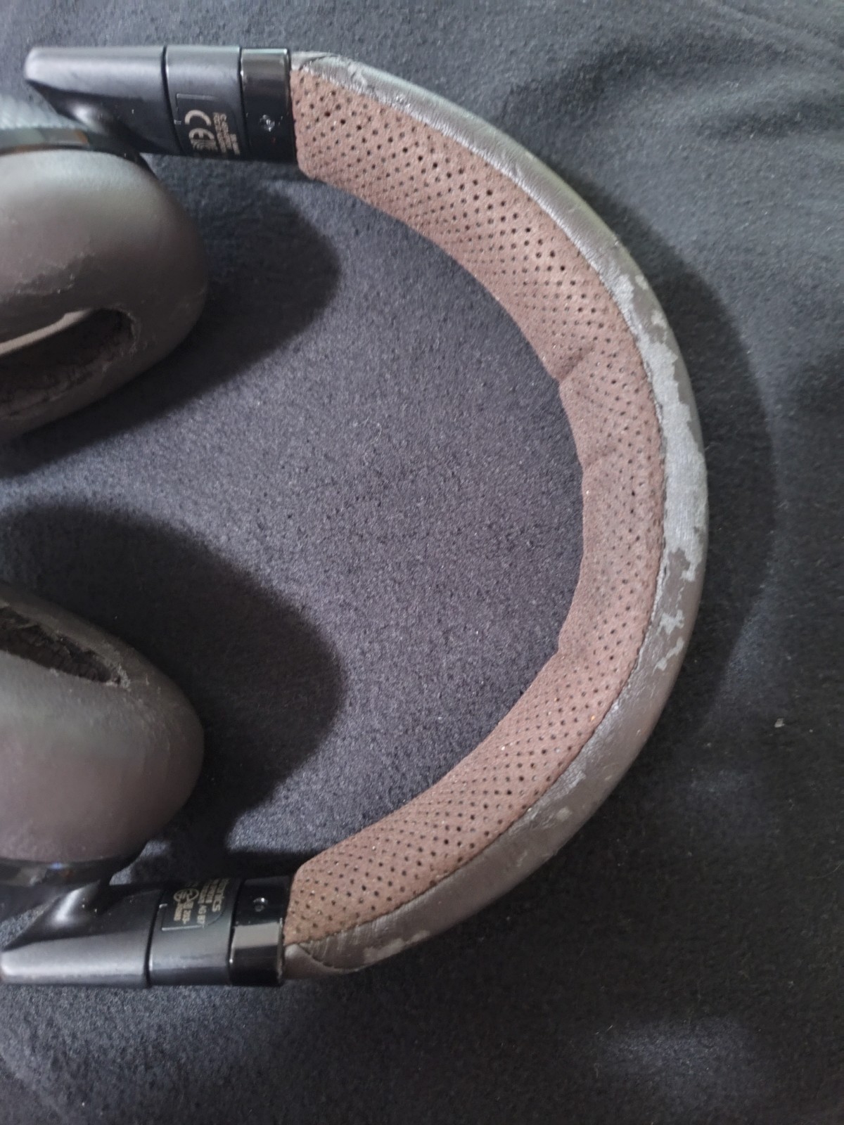 Plantronics Backbeat Pro 2 Wireless Noise Canceling Headphones -Black And Brown