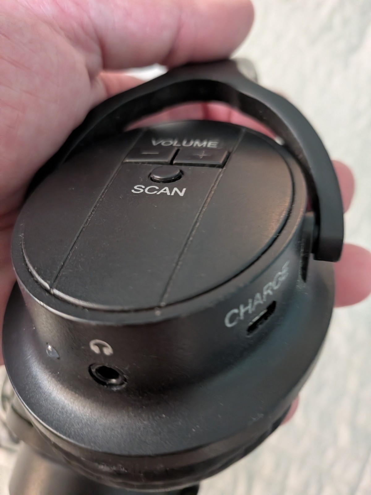 Sharper Image WN011112 Own Zone Wireless TV Headphones Transmits 100ft FAST Ship
