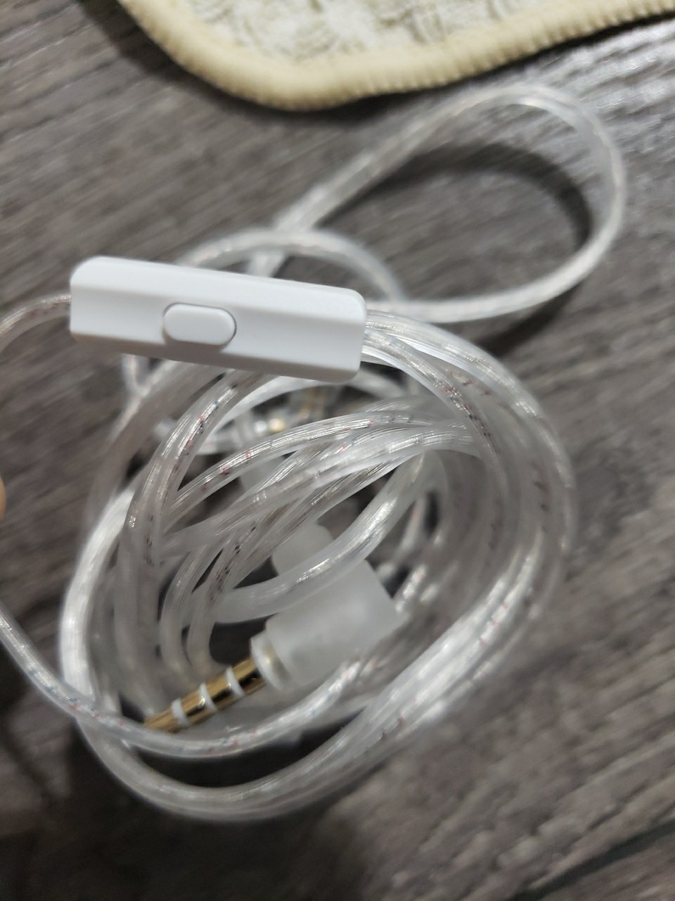 KZ ZS10 Pro, Linsoul 4BA+1DD 5 Driver in-Ear HiFi Earphones w/ Mic, 3.5mm Jack