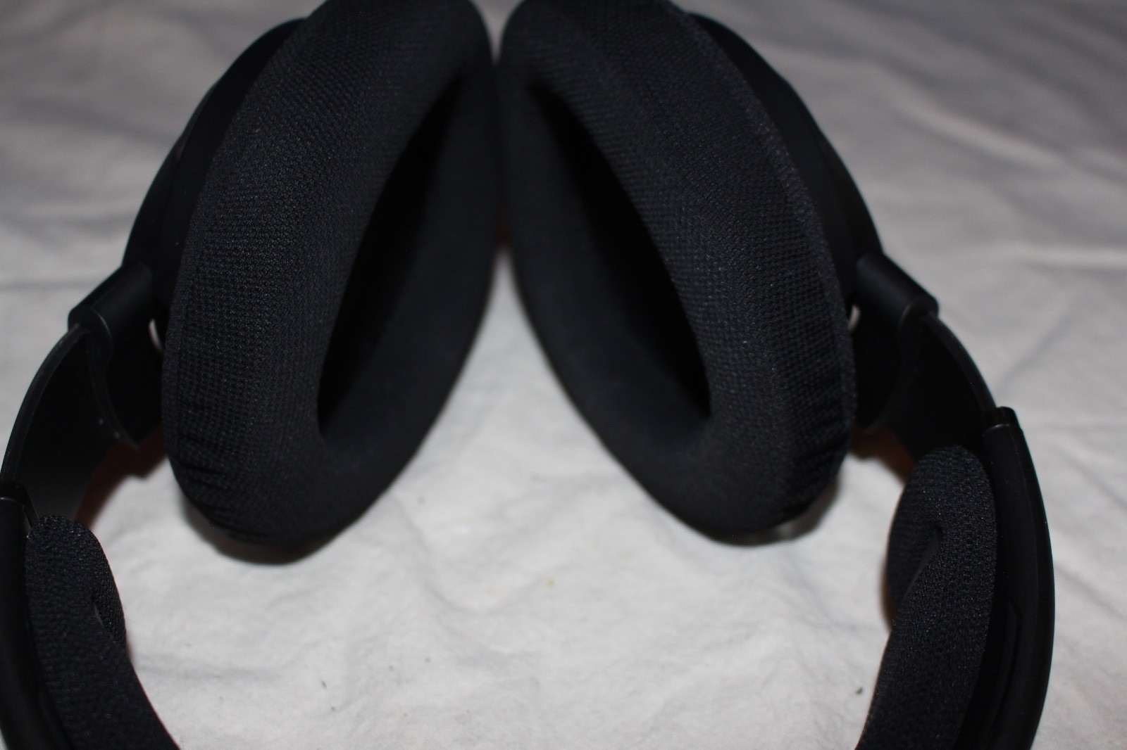 Philips SHP9500 HiFi Stereo Over-Ear Headphones with Case