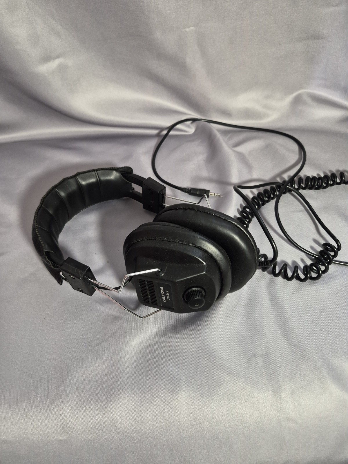 Califone 3068AV Black Over-Ear Headphones Wired 3.5mm Volume Control Coiled Cab…