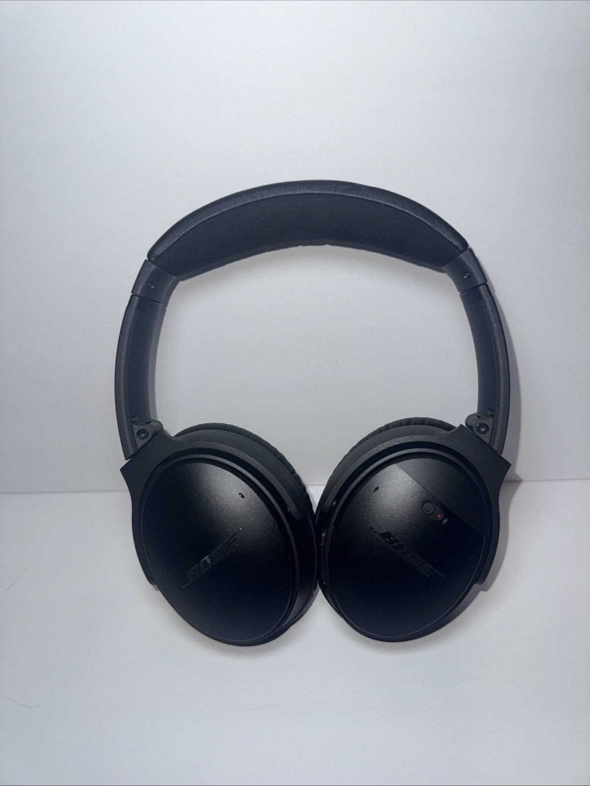 Bose QuietComfort 35 Wireless Noise Cancelling Headphones – Series I – Black