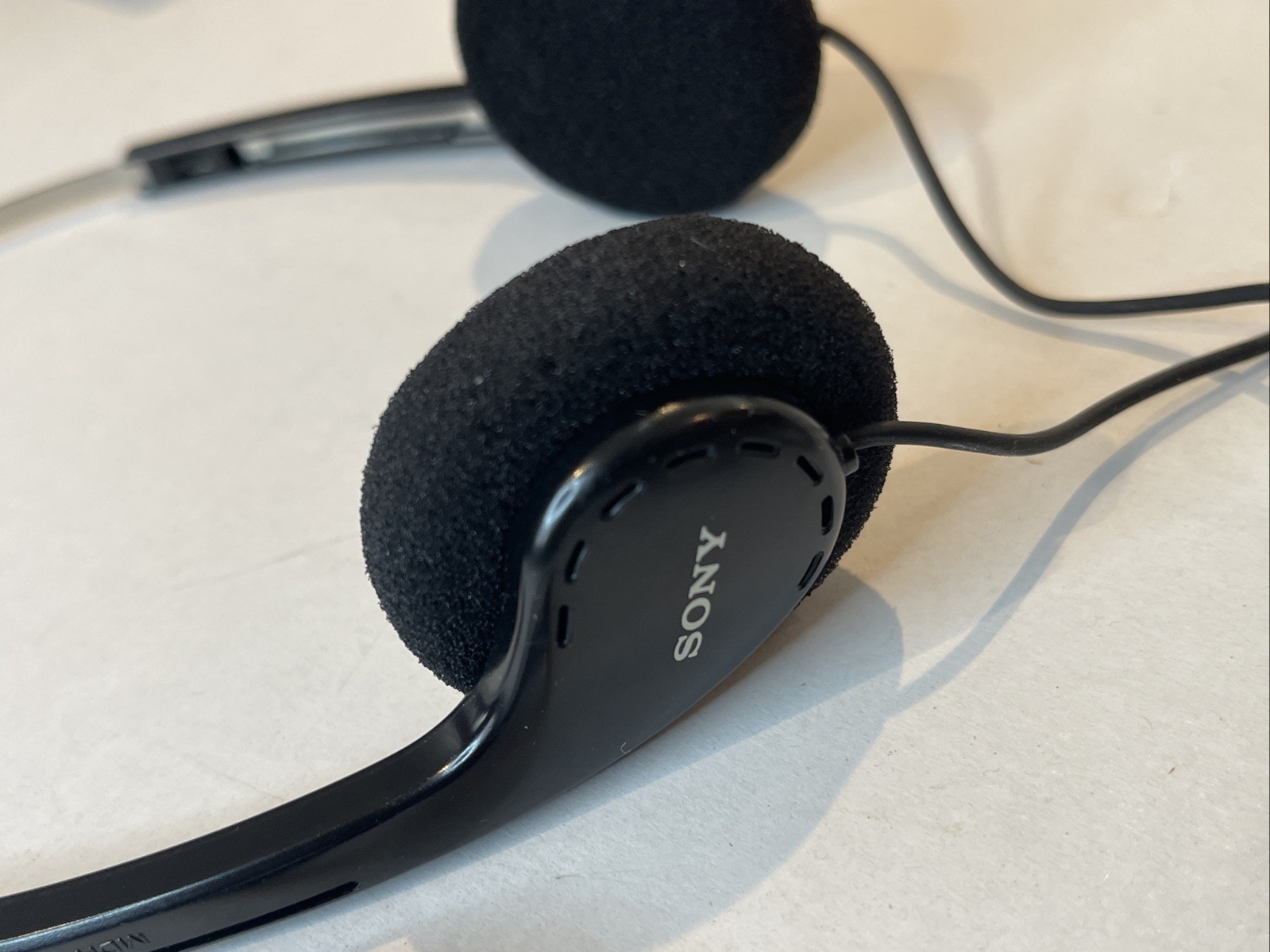 Vtg Sony MDR-006 Walkman Headphones In Excellent Working Condition Clean!