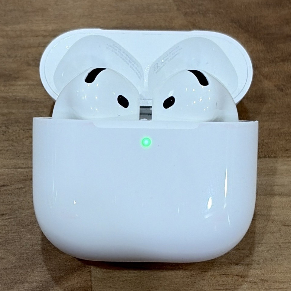 Apple AirPods 4 (ANC)