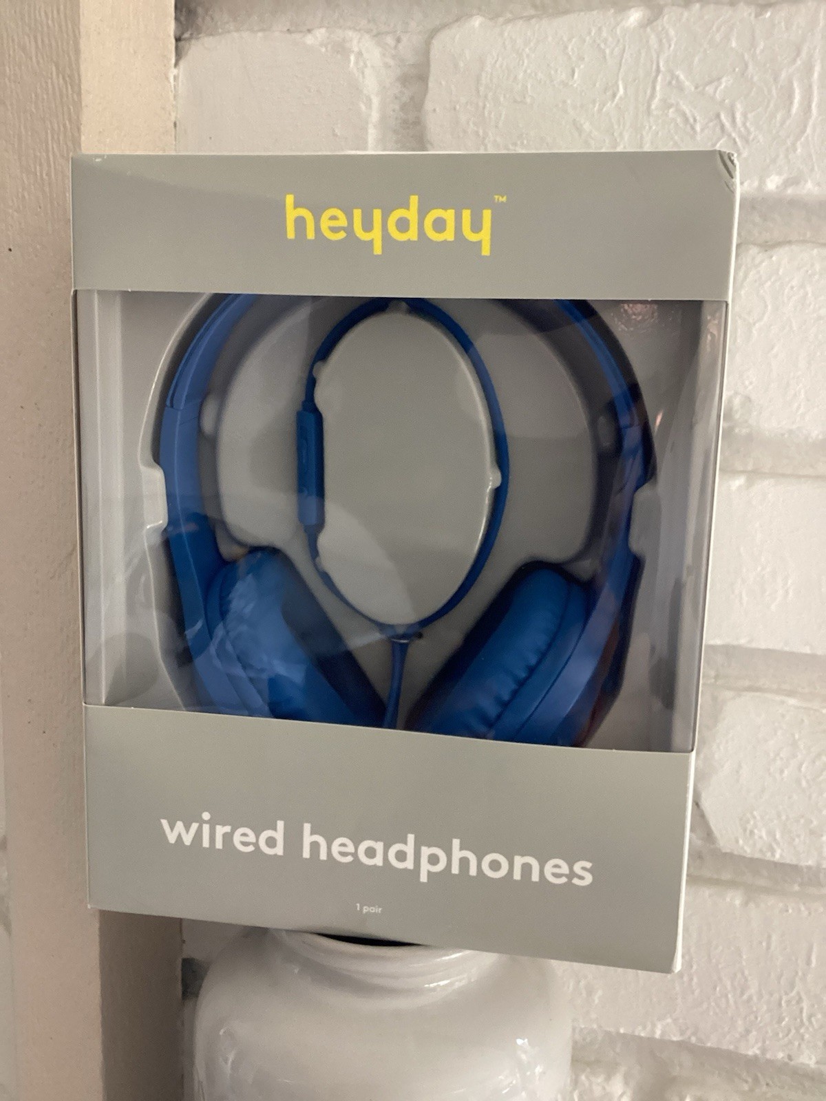 Heyday Wired On-Ear Headphones – With Microphone- Blue – NEW Open Box Close out
