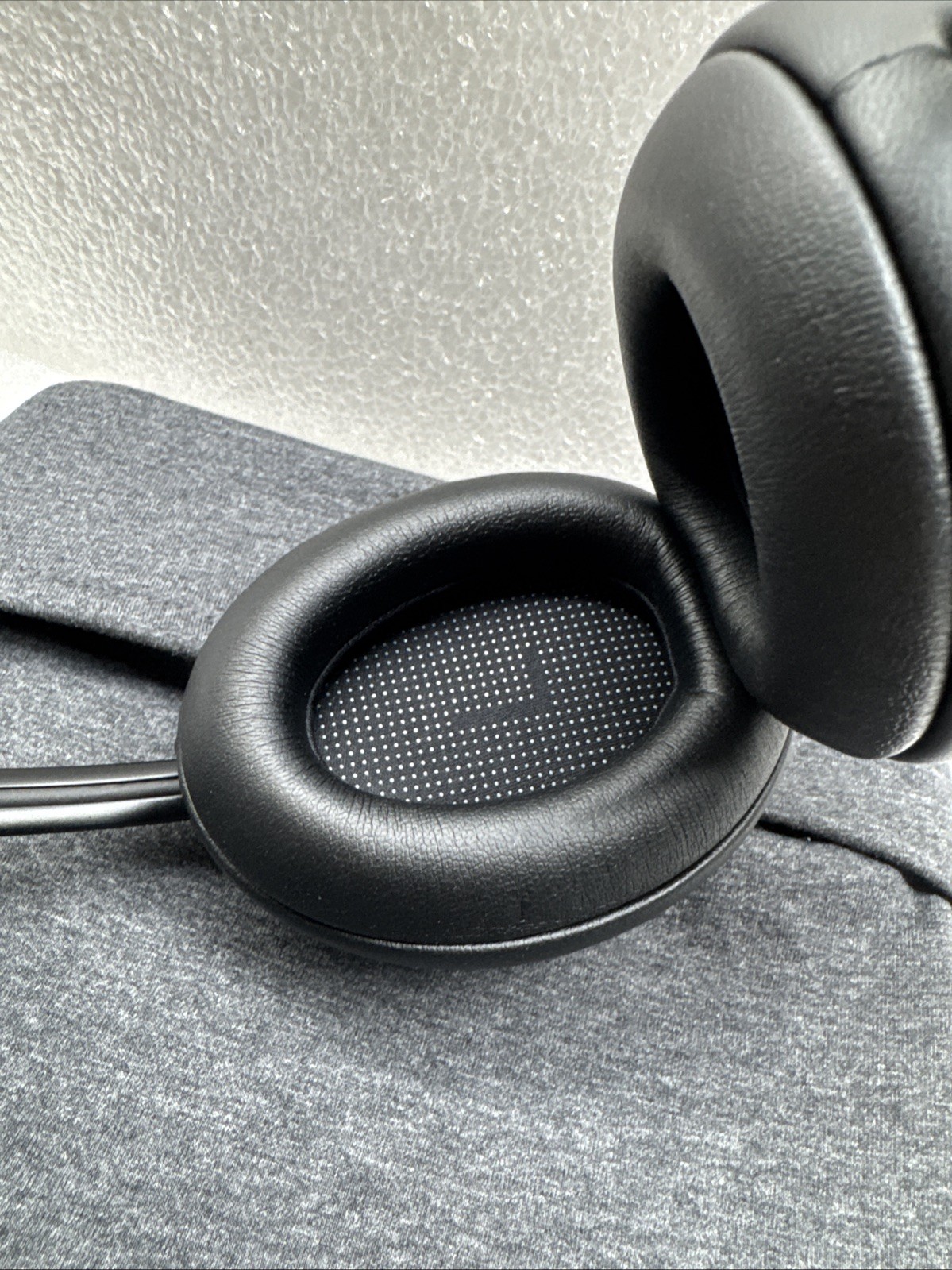 Used Dolby Dimension Wireless Headphones – Active Noise Cancellation Grade A