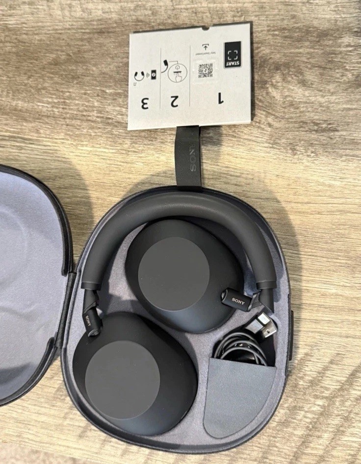 BRAND NEW Sony WH-1000XM6 Wireless Noise Canceling Headphones – Black