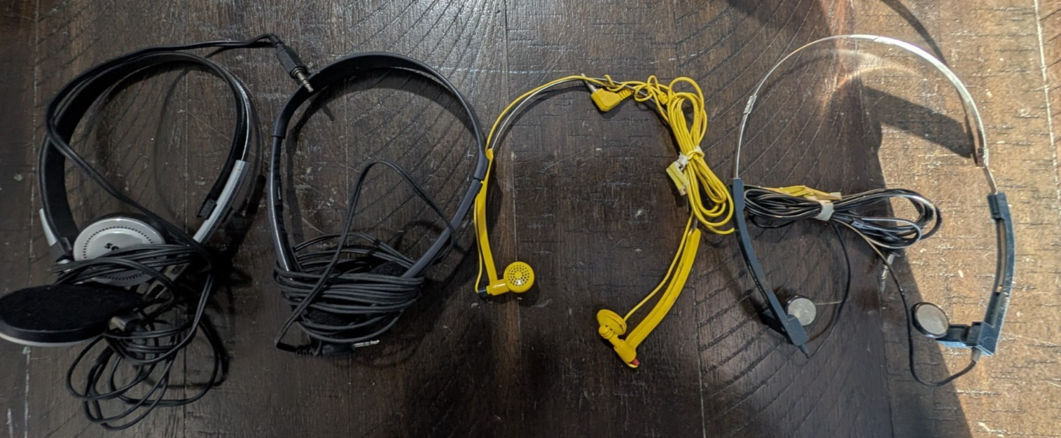 Lot of 4 Vintage Headphones Sony Realistic Sonic Unbranded 1/8” works well