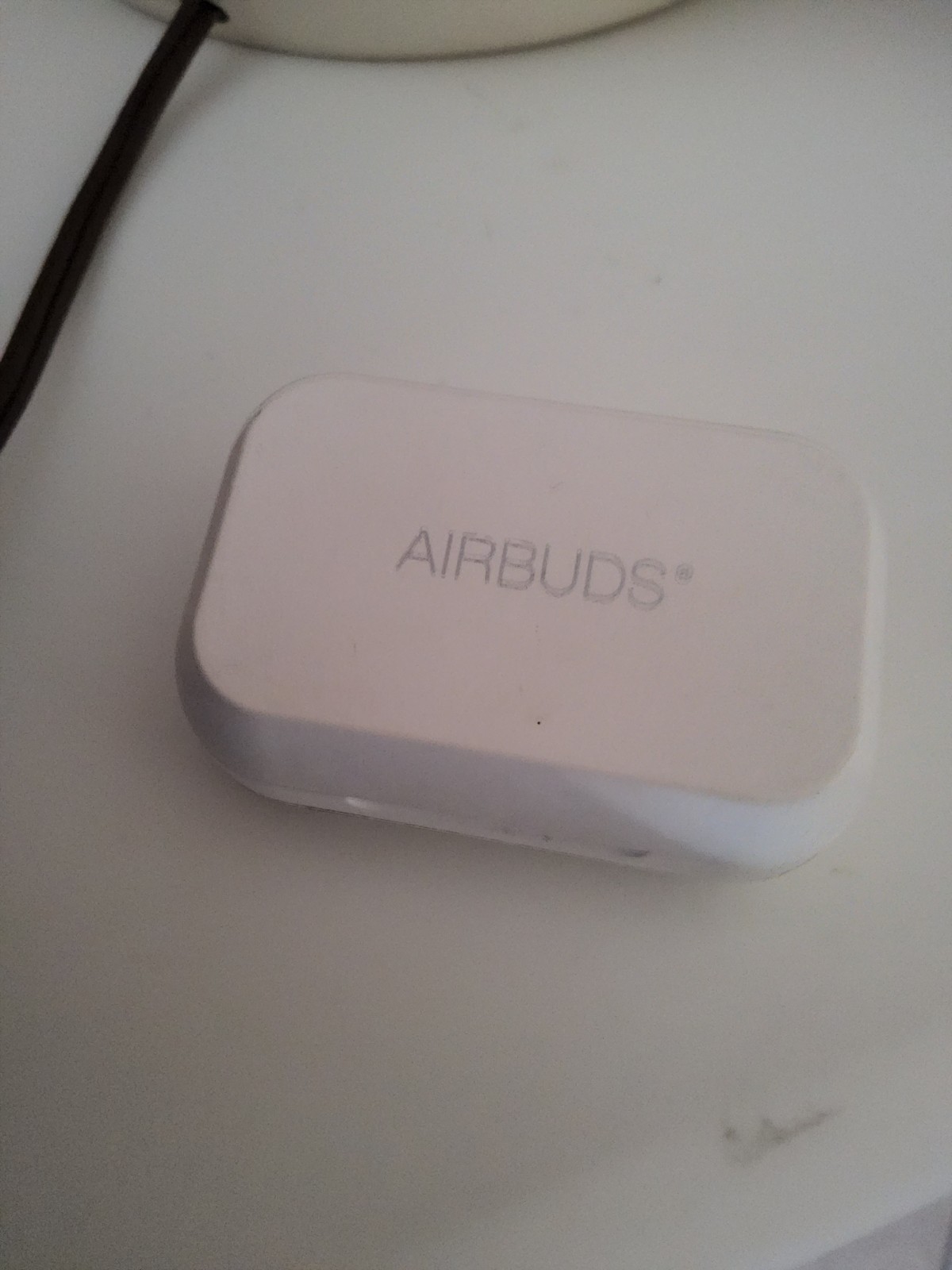 Apple AirPods Pro (2nd Gen) White Bluetooth In-Ear Earbuds Wireless Charging