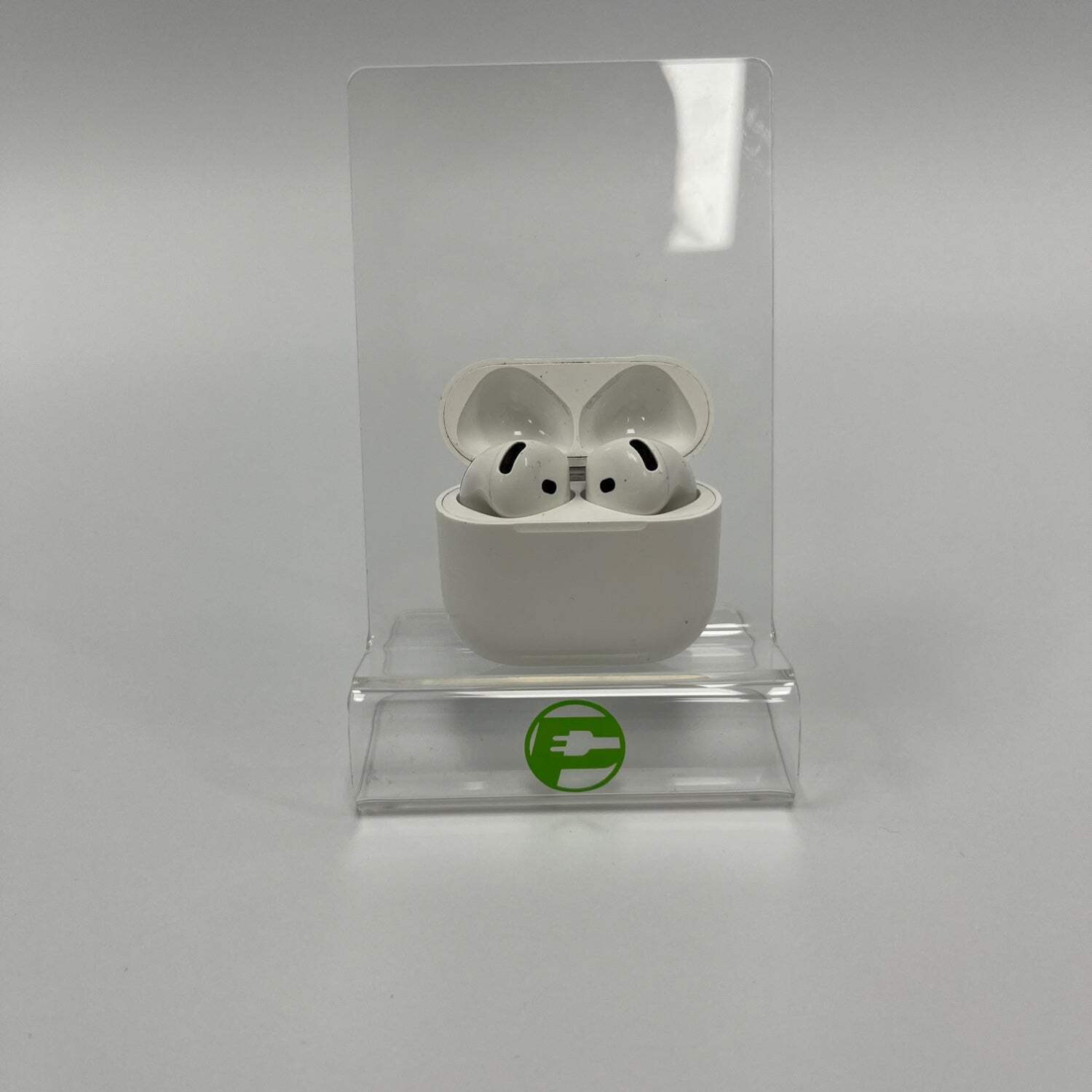 Apple Air Pods 4th Gen with Charging Case