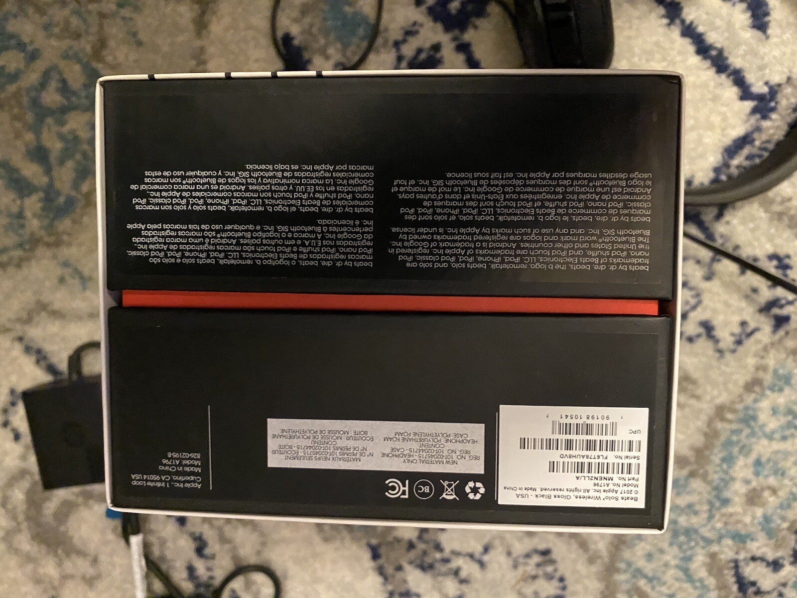 Beats by Dr. Dre Solo3 Over the Ear Headphone – Gloss Black