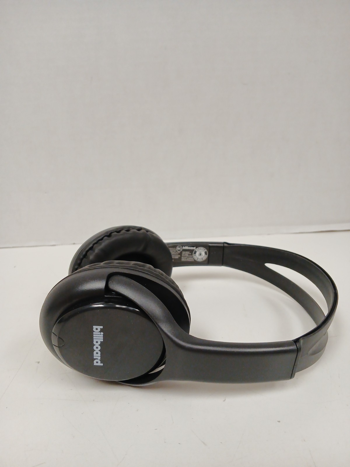 Billboard Wireless Bluetooth Headphones BB1827, Black – NO CORD