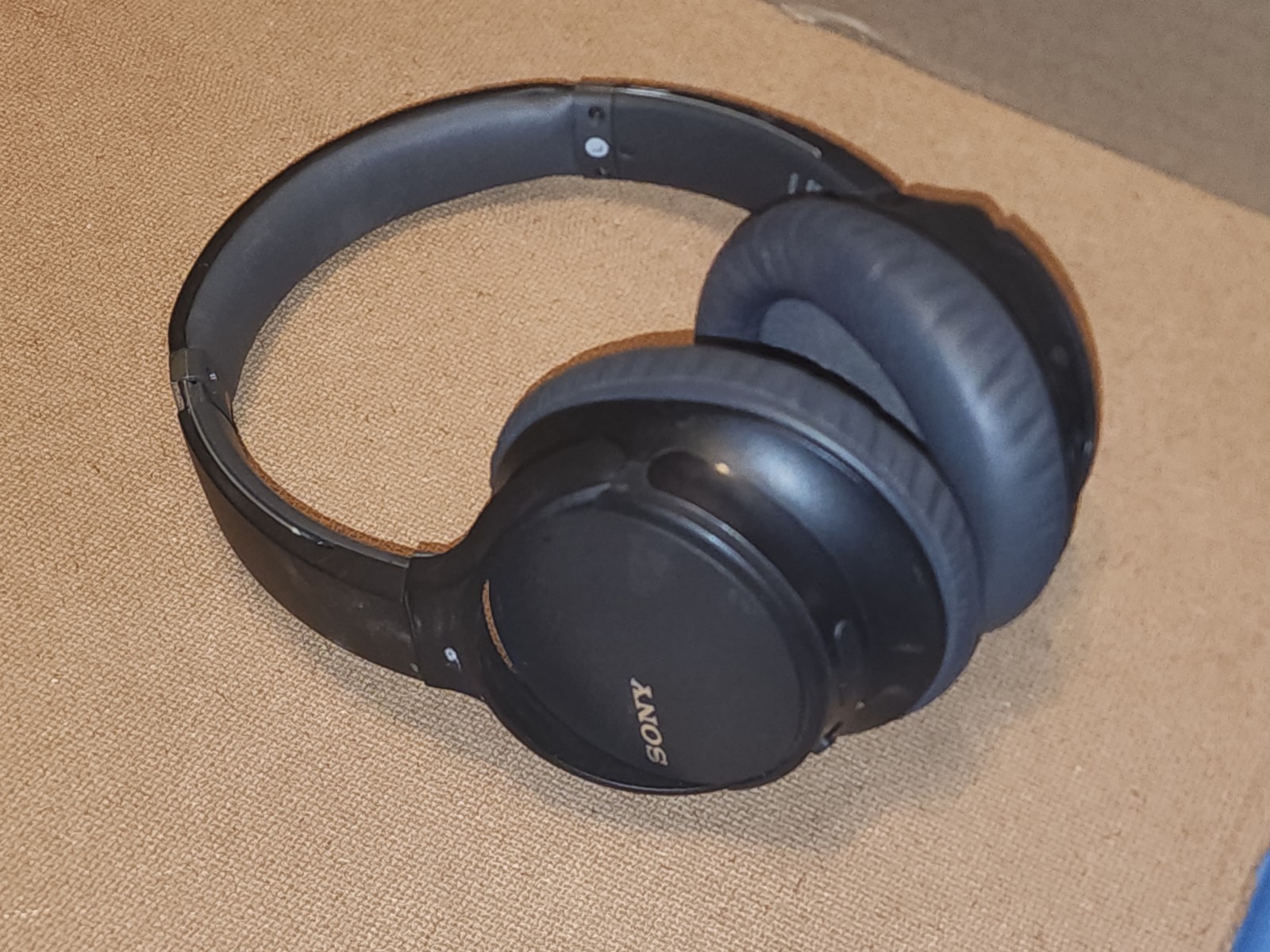 Sony WH-CH700N Noise Canceling Bluetooth Wireless Over-Ear Headphones – Black