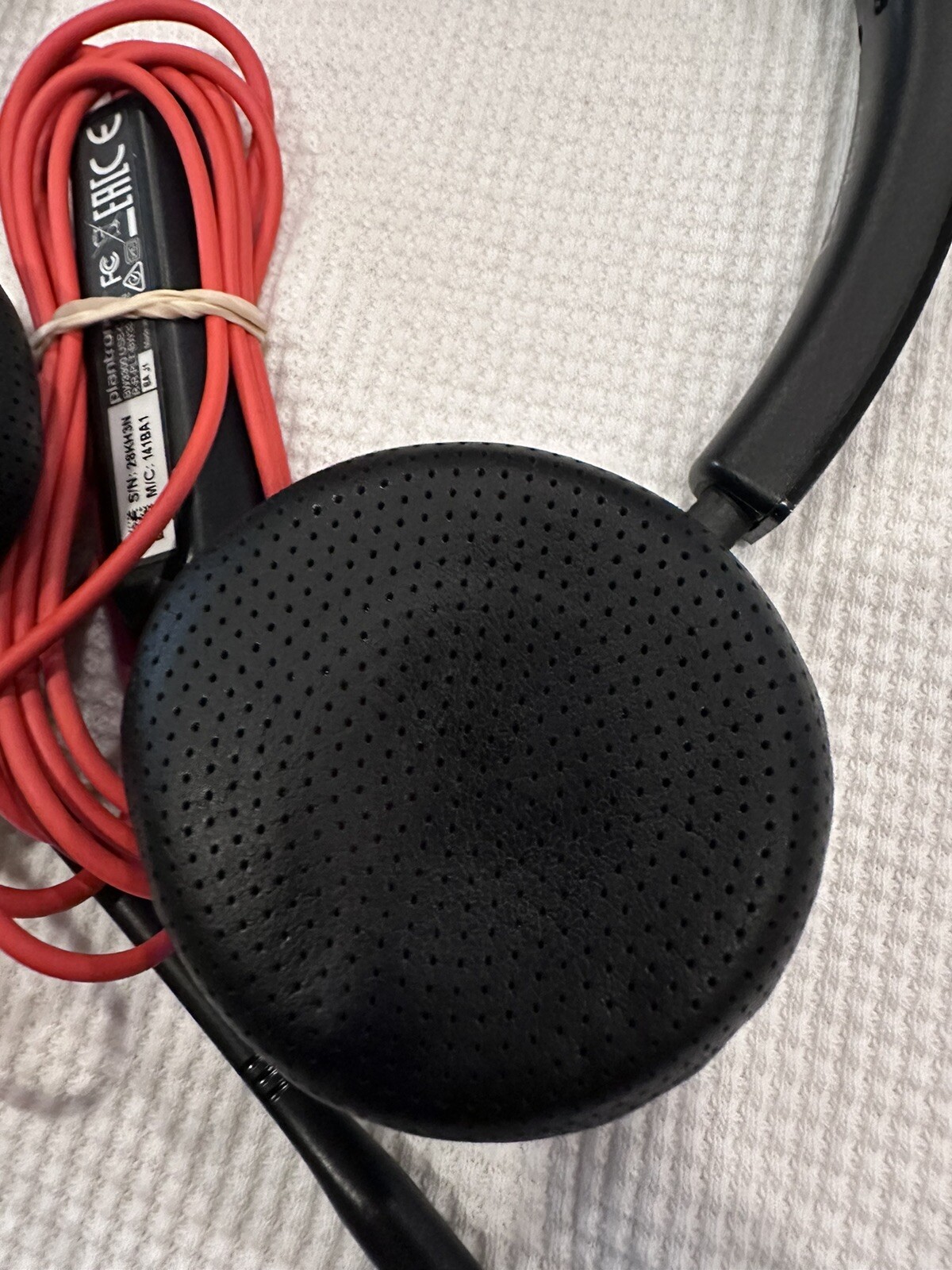 Plantronics Over the Ear Headphones BW3300 With Mesh Zipper Case & Connect Wire