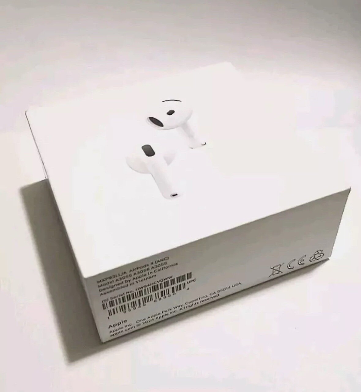 Apple AirPods (4th Generation) with Active Noise Cancellation (ANC)