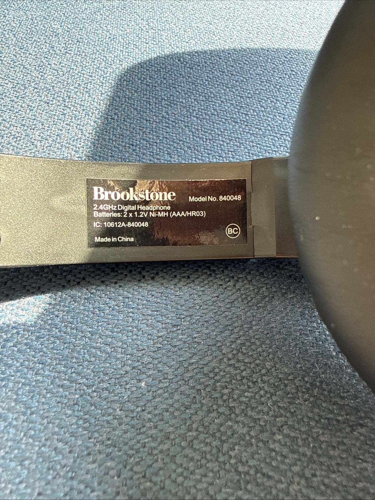 Brookstone 2.4 GHz Digital Wireless TV Headphones Over Ear, Noise Reduction
