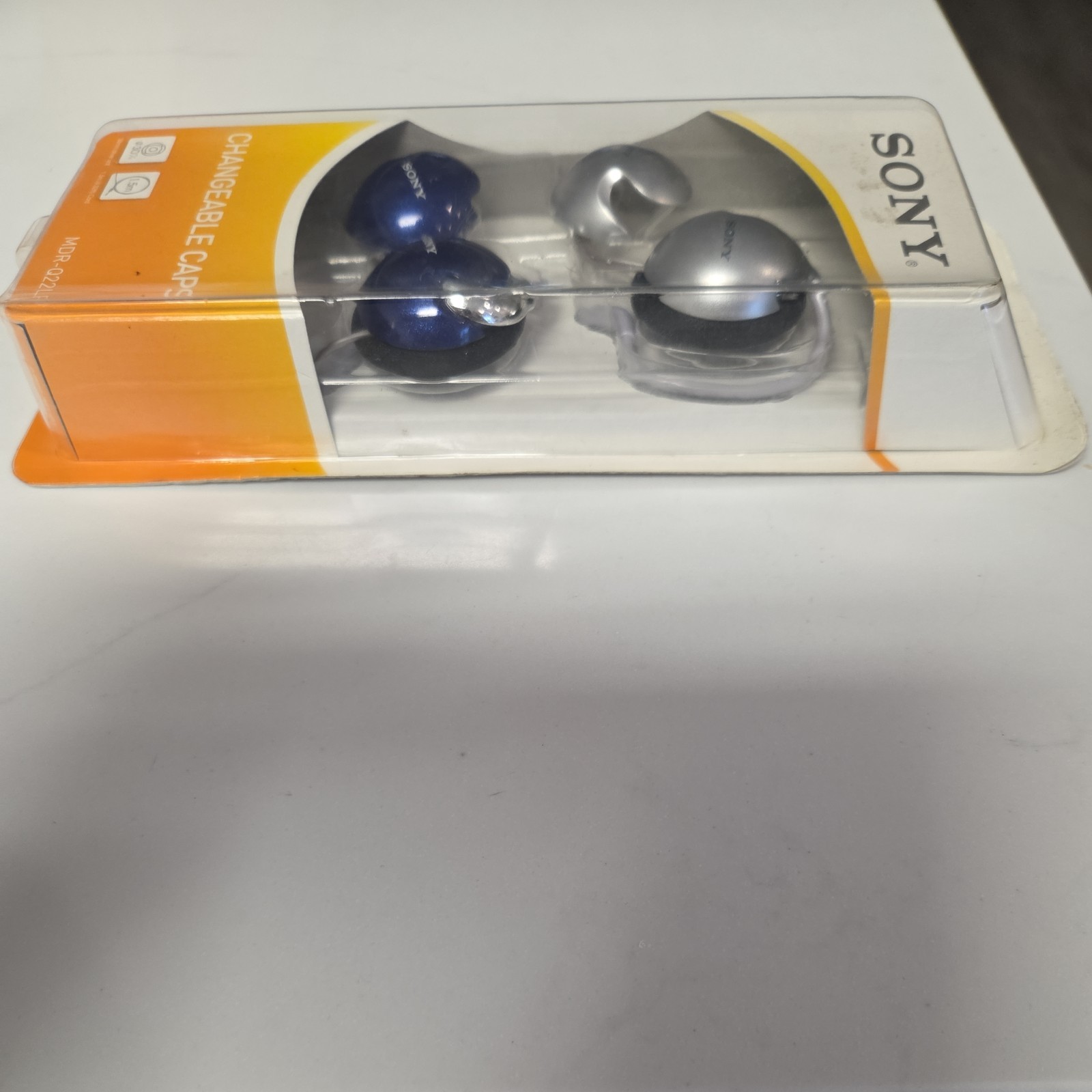 Sony MDR-Q22LP/SQ1 Stereo Headphones with Changeable Blue or Silver Caps NOS