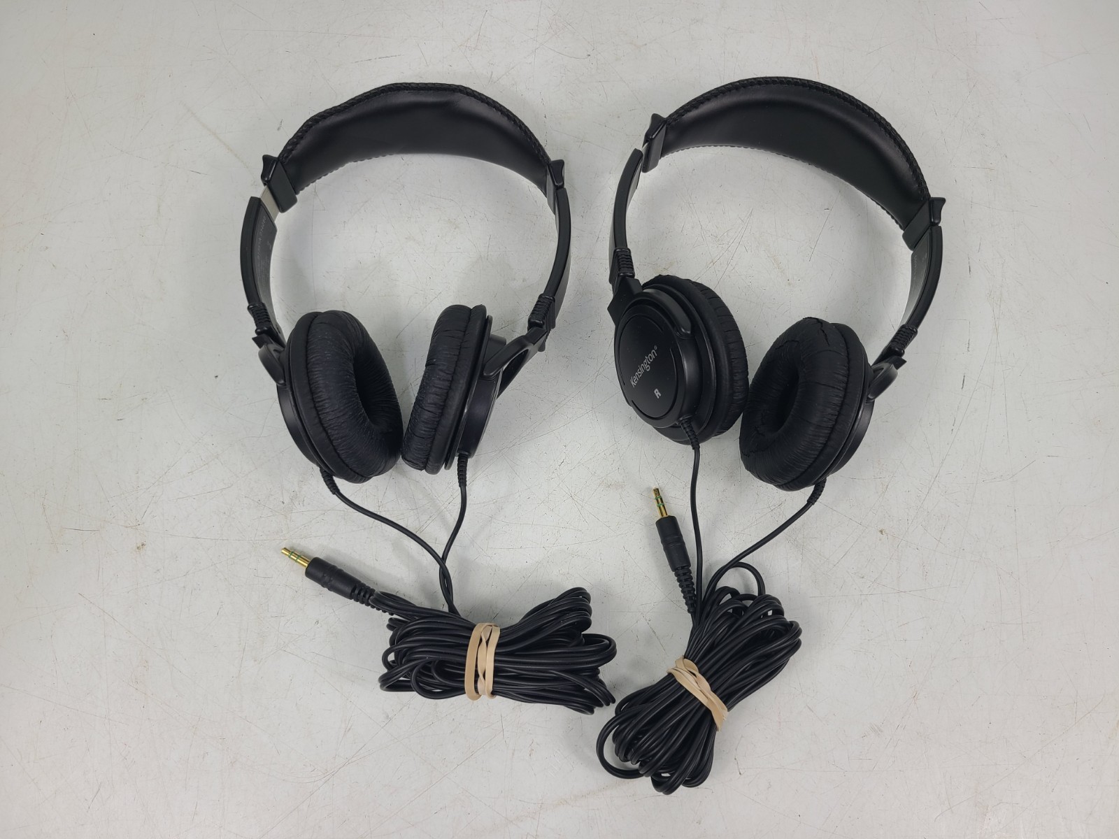 Kensington Headphones 3.5mm Headset K33137 Lot Of 2 (TESTED)